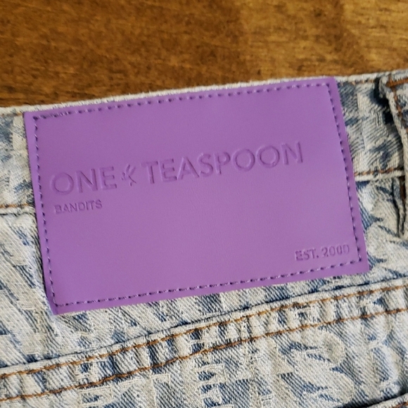 One Teaspoon Patterned Light Blue Bandits Women's Shorts 30 - Picture 6 of 7